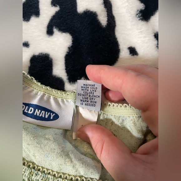 Old Navy Pastel Green Floral Slip Skirt - Picture 5 of 6